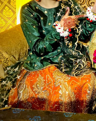 Wedding Mehndi Lehngy for sale Just 2 hours used