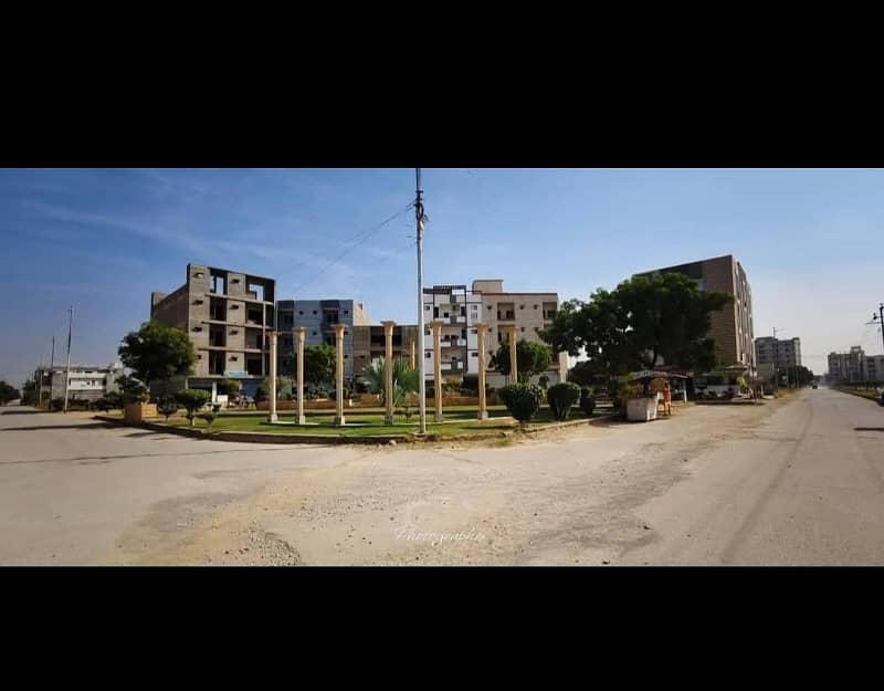 IDEAL LOCATION 2