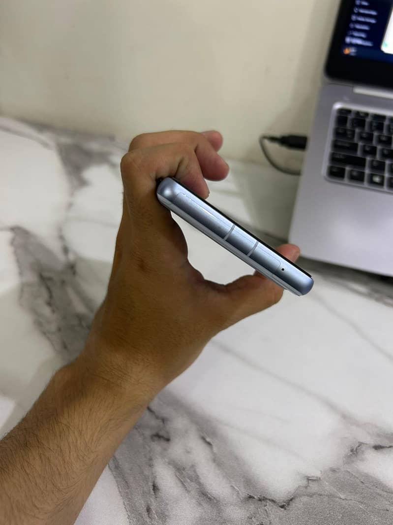 Google Pixel 7a 4