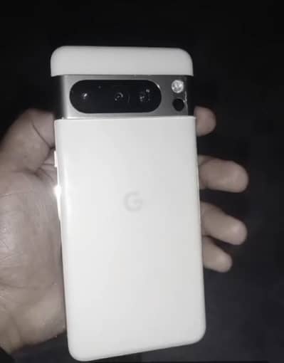 Google Pixel 8 Pro