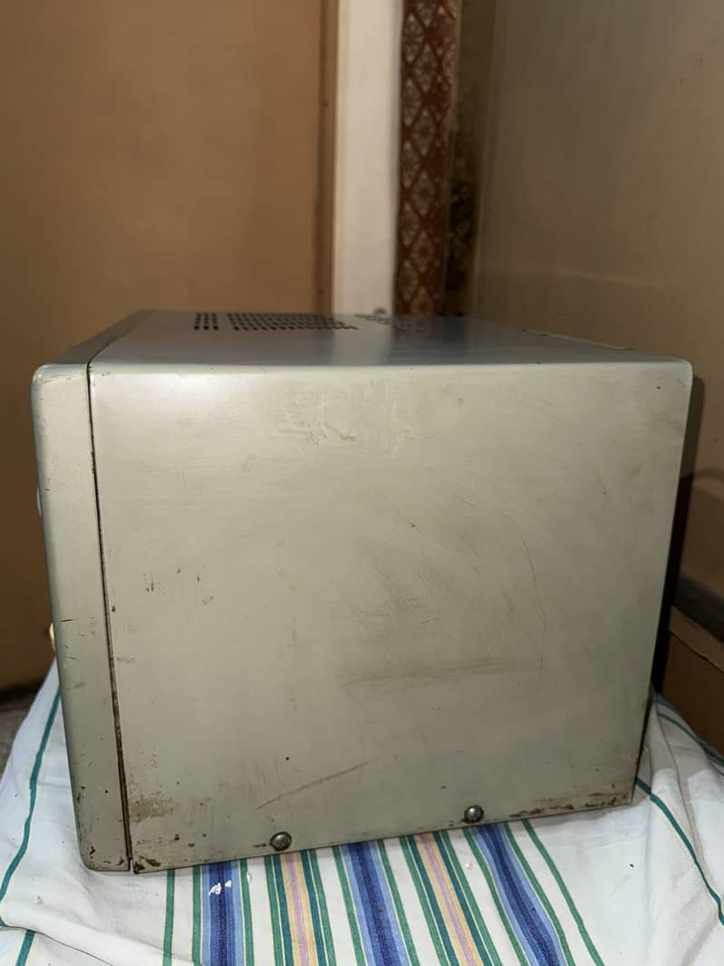 Microwave 3