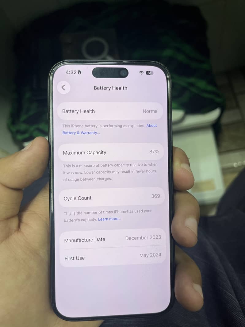 Apple iPhone 15 Pro 4