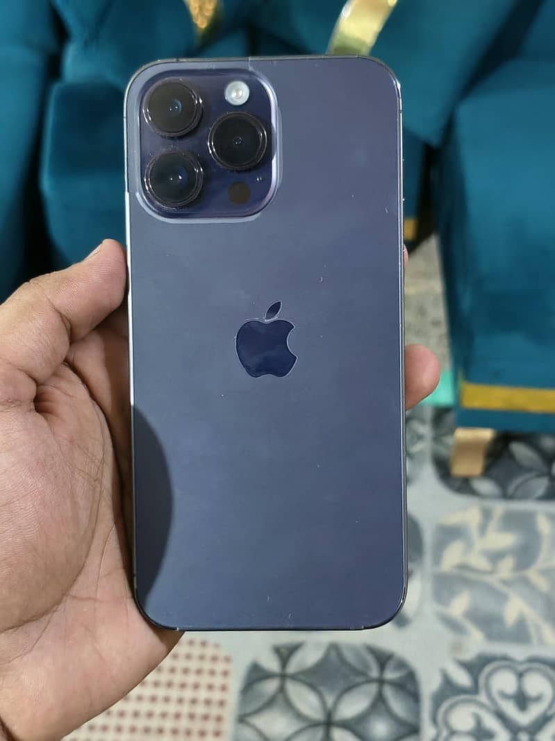 Apple iPhone 14 Pro Max 4