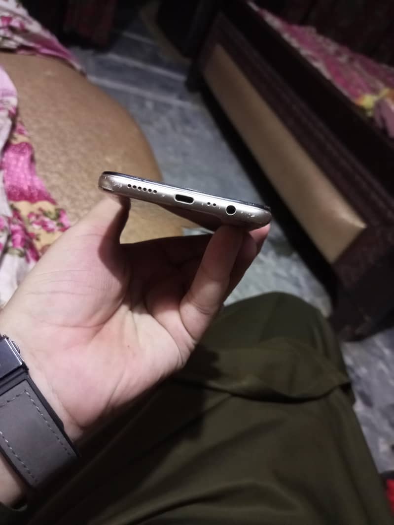 OPPO A5s 3