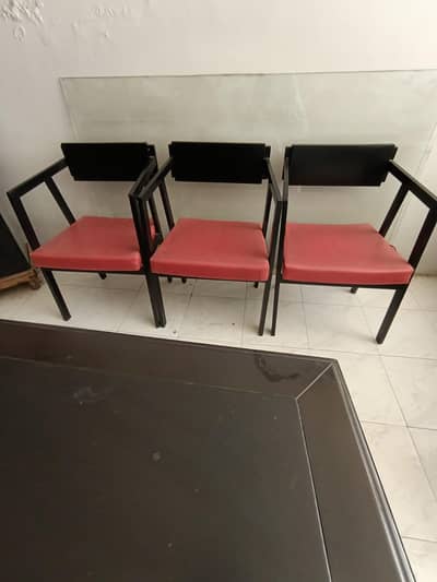 heavy metal Chairs with proper dico paint