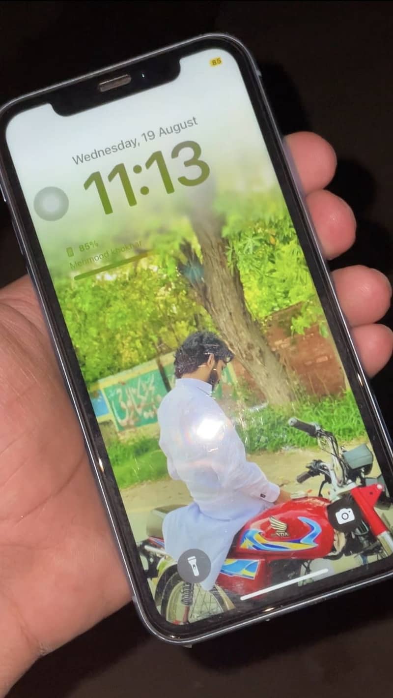 Apple iPhone XR 1