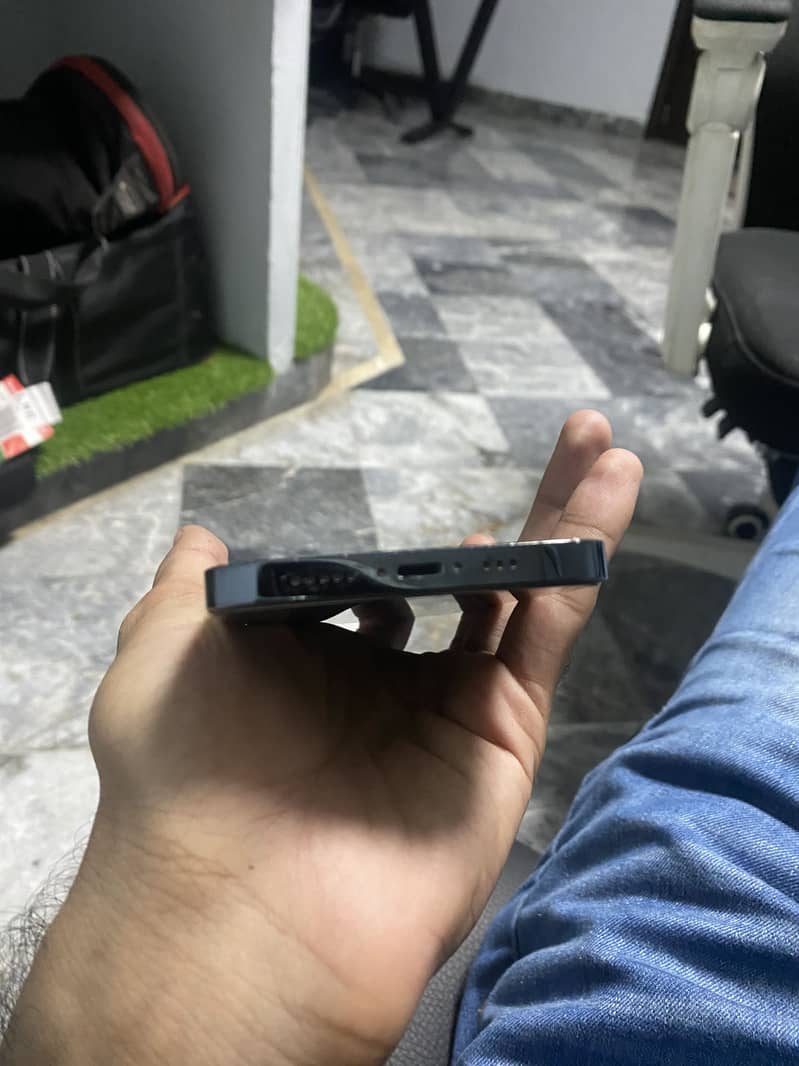 Apple iPhone 12 Pro 3