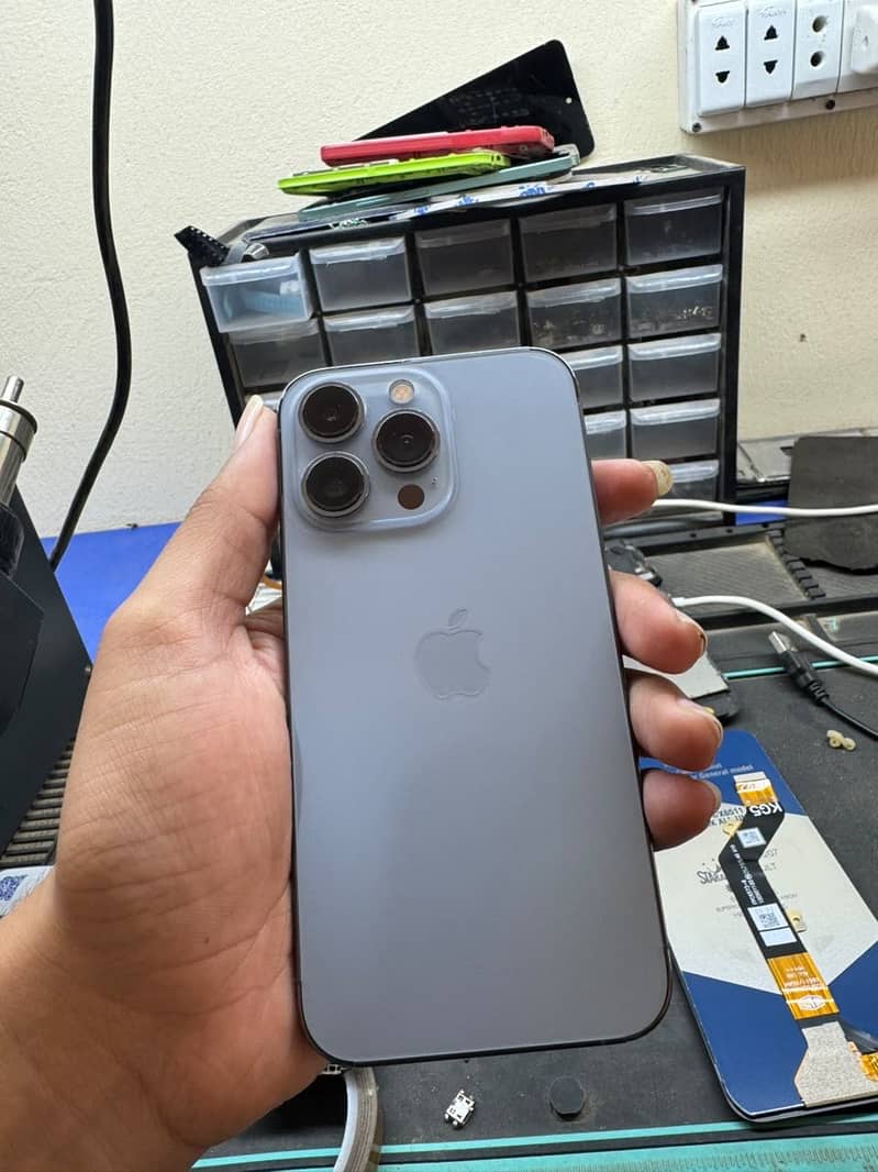 Apple iPhone 13 Pro 9