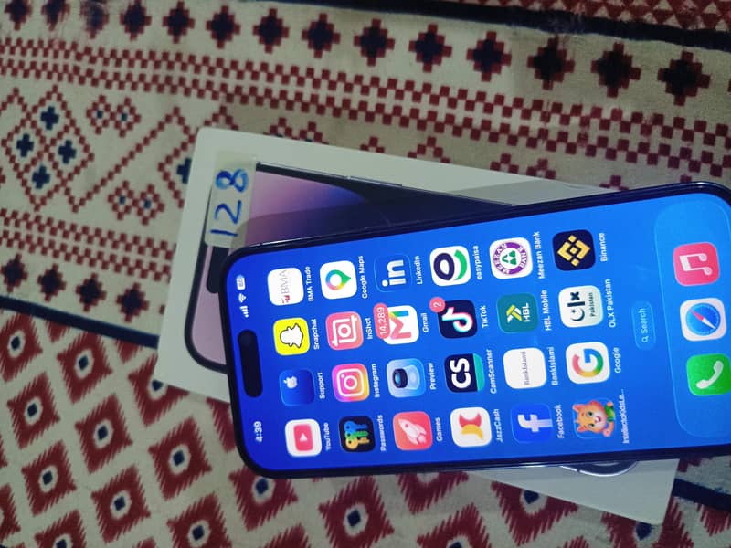 Apple iPhone 14 Pro 2