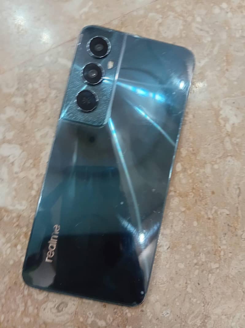 Realme C65 1