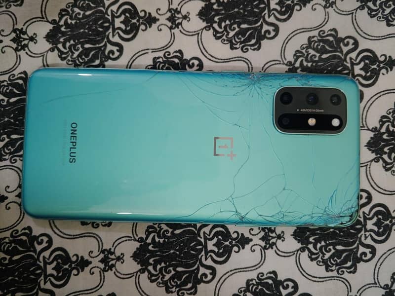 One plus 8t 0