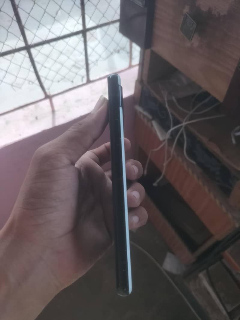 Google Pixel 6a 3