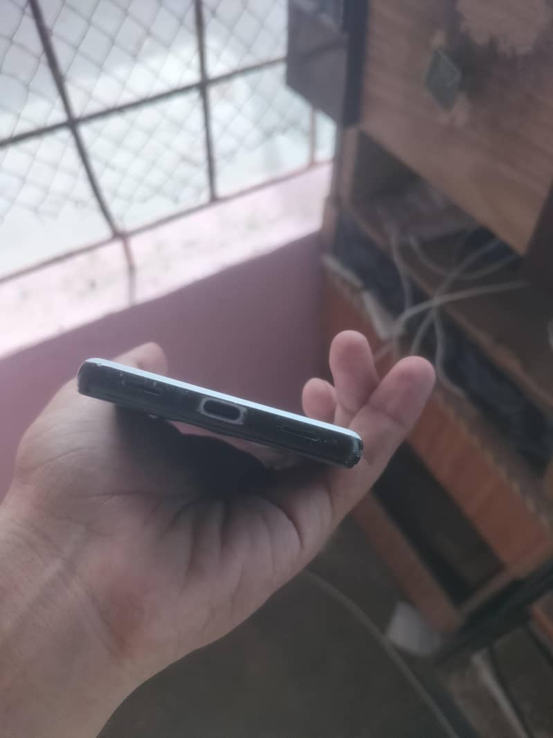 Google Pixel 6a 4