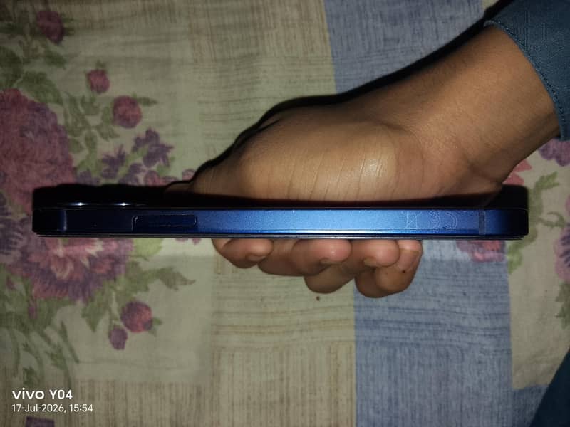 Apple iPhone 12 5