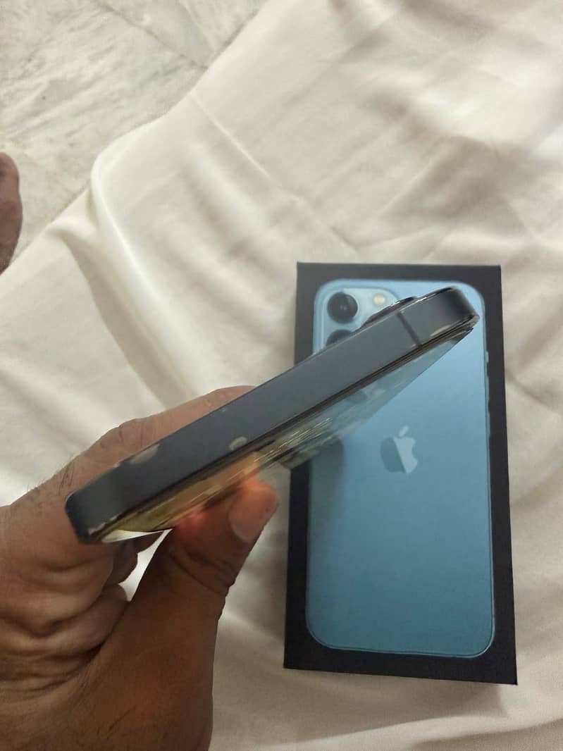 Apple iPhone 12 Pro Max 1