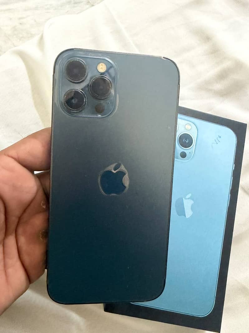 Apple iPhone 12 Pro Max 2