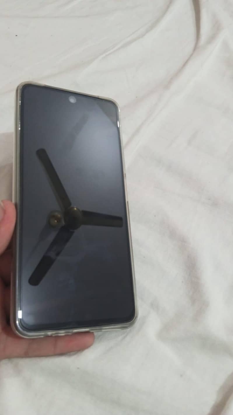 Realme C71 1