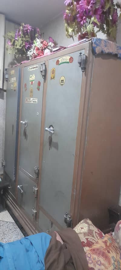 Iron wardrobe