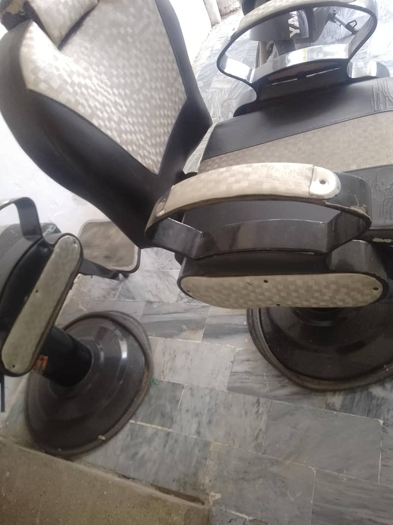 chairs 4