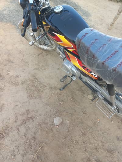 CD 70 2026 Model 517 Km Used