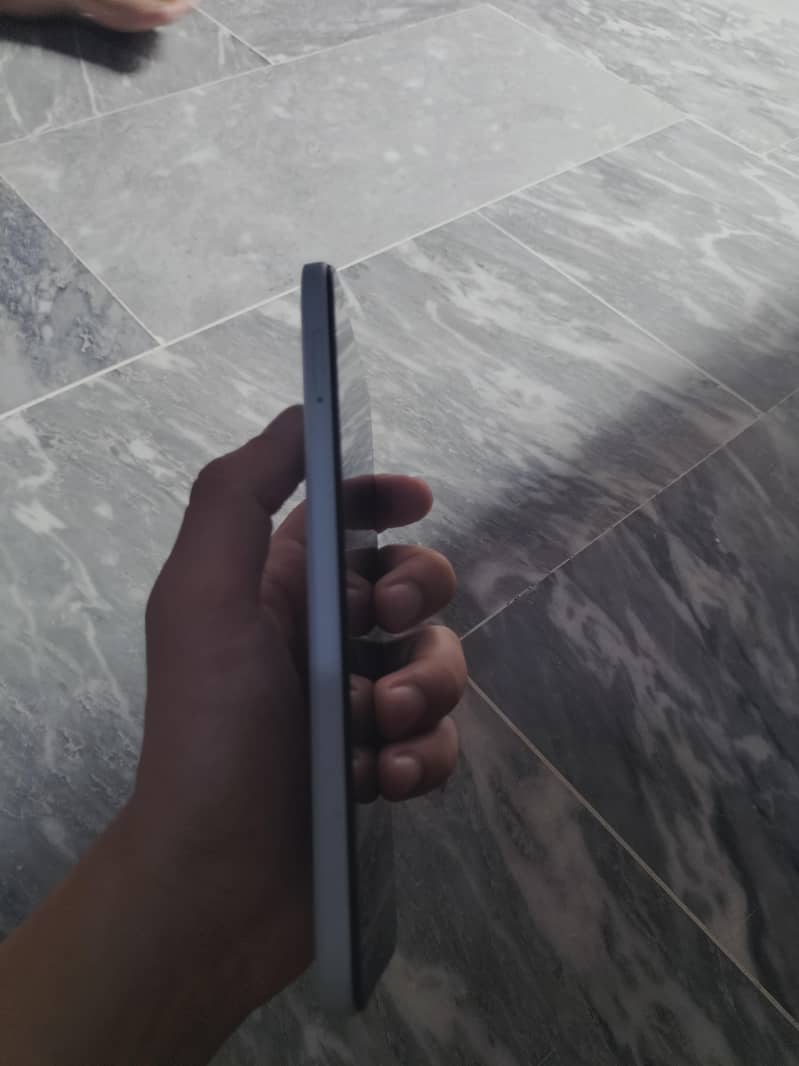Redmi A2+ 1