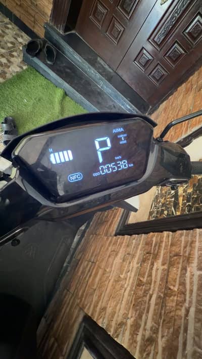 AIMA ONE Electric Scooter 1500W|72V38Ah|Excellent condition