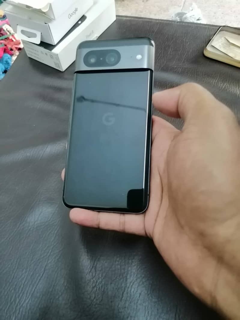 Google Pixel 8 9