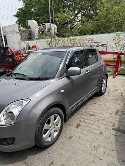Suzuki Swift Dlx 2016