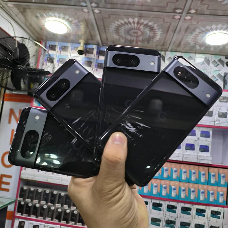 Google Pixel 8 0