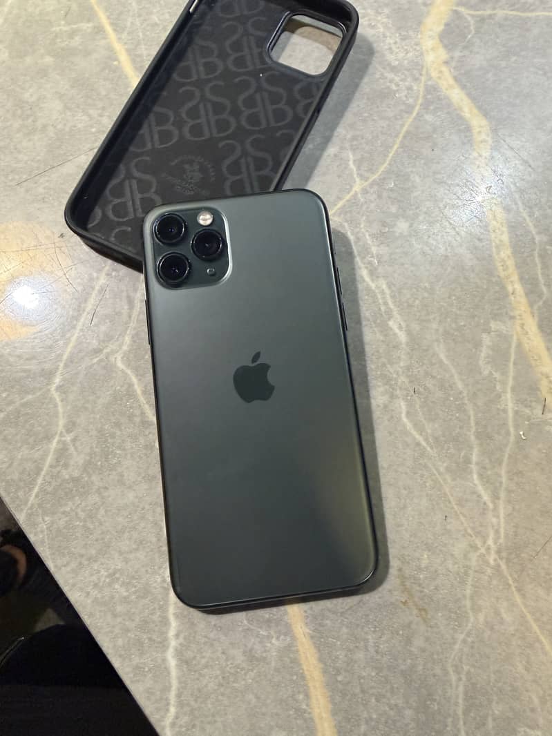 Apple iPhone 11 Pro 1