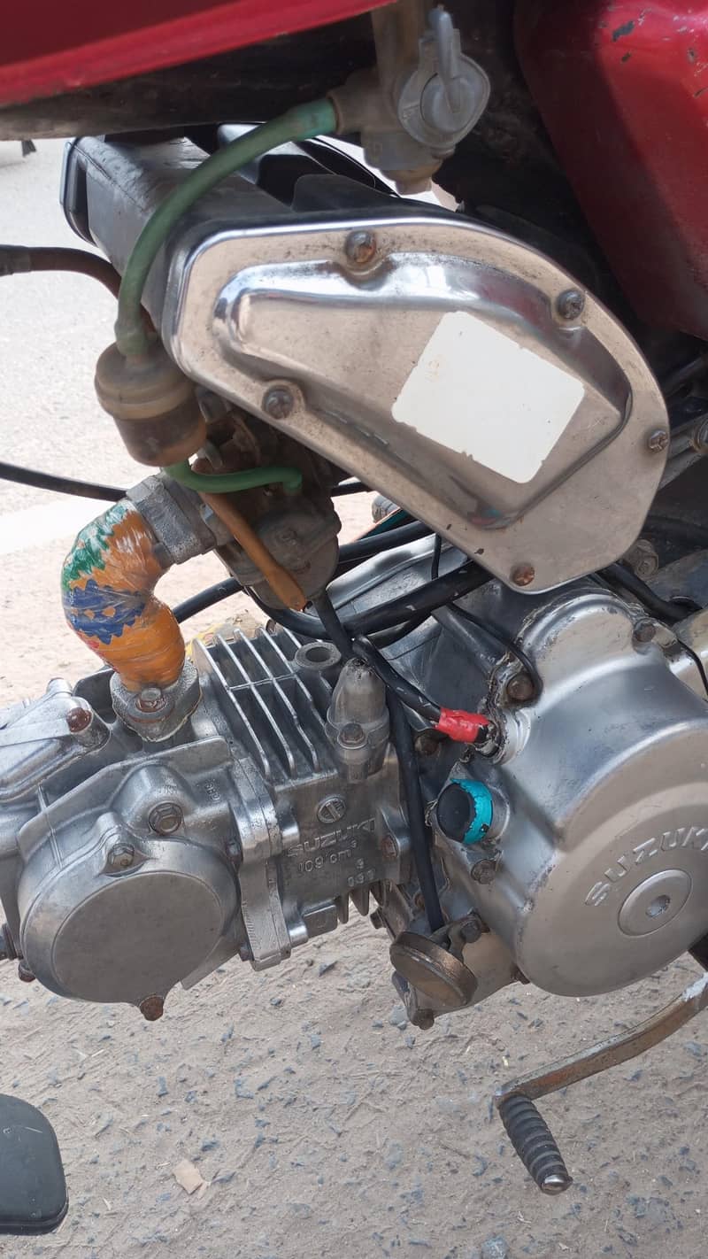 Suzuki spinter 4