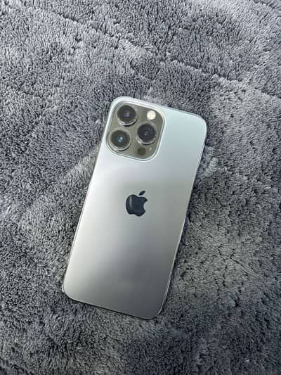Apple iPhone 13 Pro