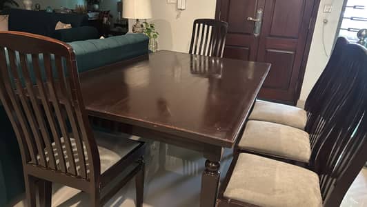 Dining table with 8 chairs