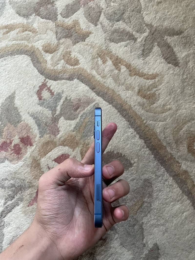 Iphone 13 mini 0