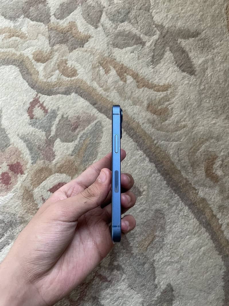 Iphone 13 mini 4