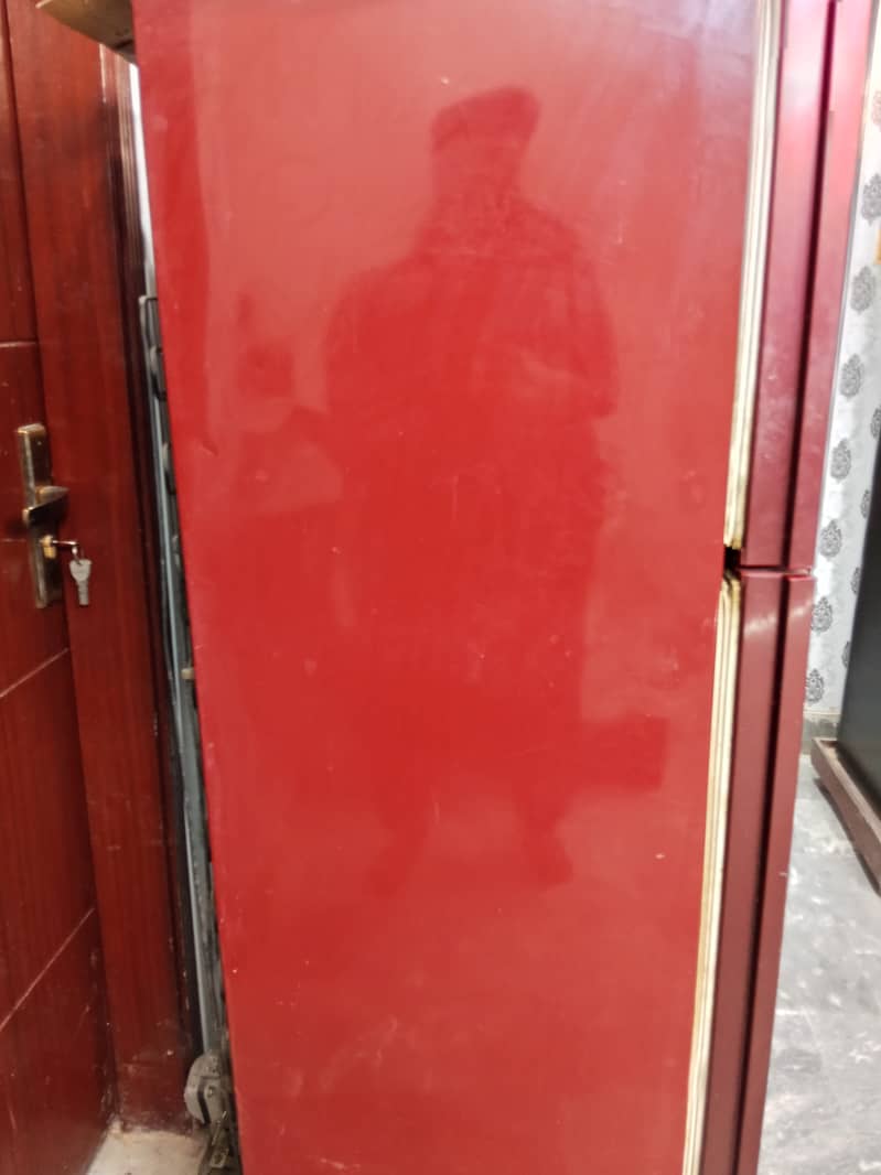 Pell Large Fridge 4