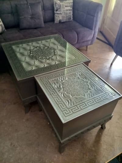 Center table & 2 sides tabels