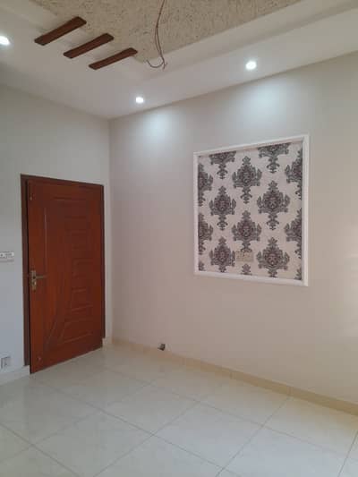 4 MARLA LOWER PORTION AVAILABLE FOR RENT IN MILITARY ACCOUNTS SOCIETY COLLEGE ROAD LAHORE | DRAWING ROOM LOCKED