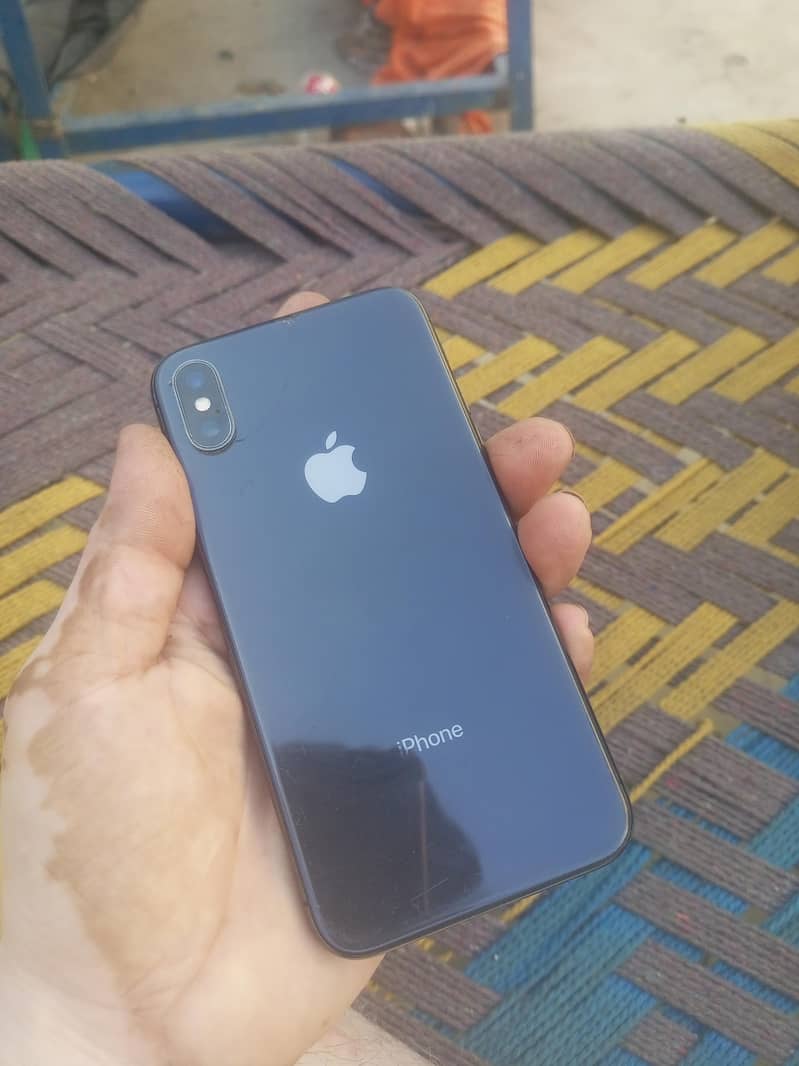 Apple iPhone X 5