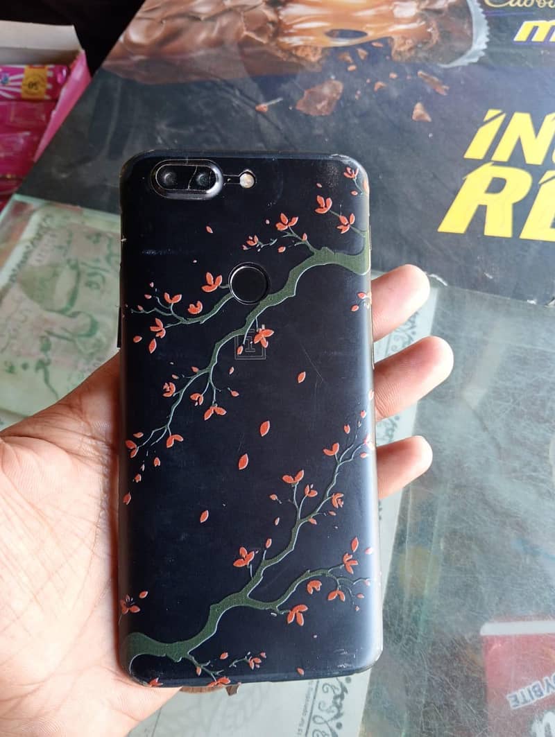 One Plus 5T 2
