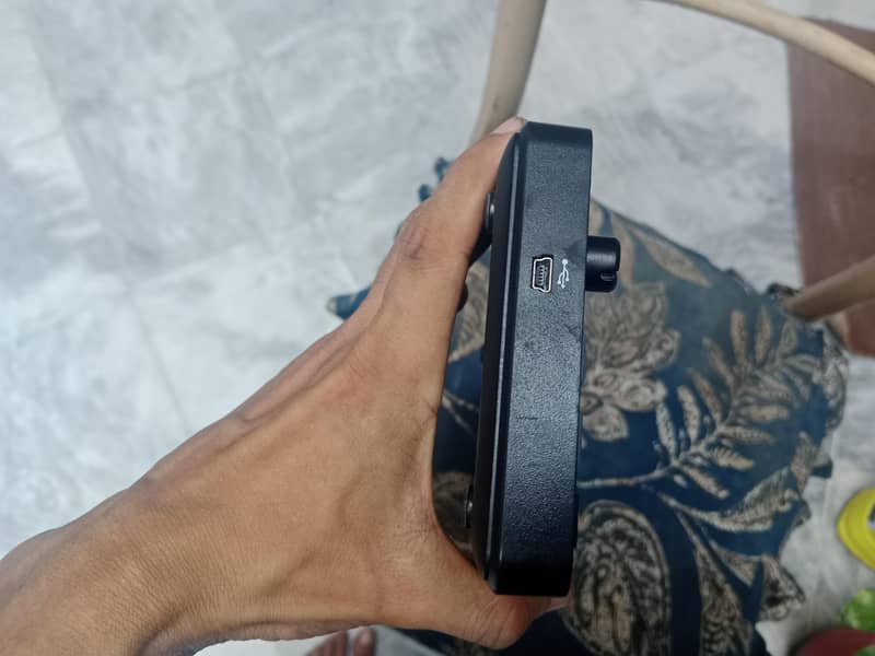 32 key Midi Controller my only Whatsapp 03445446547 3