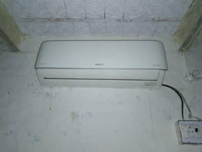 Orient 1.5 Ton Split AC – Used | Excellent Cooling