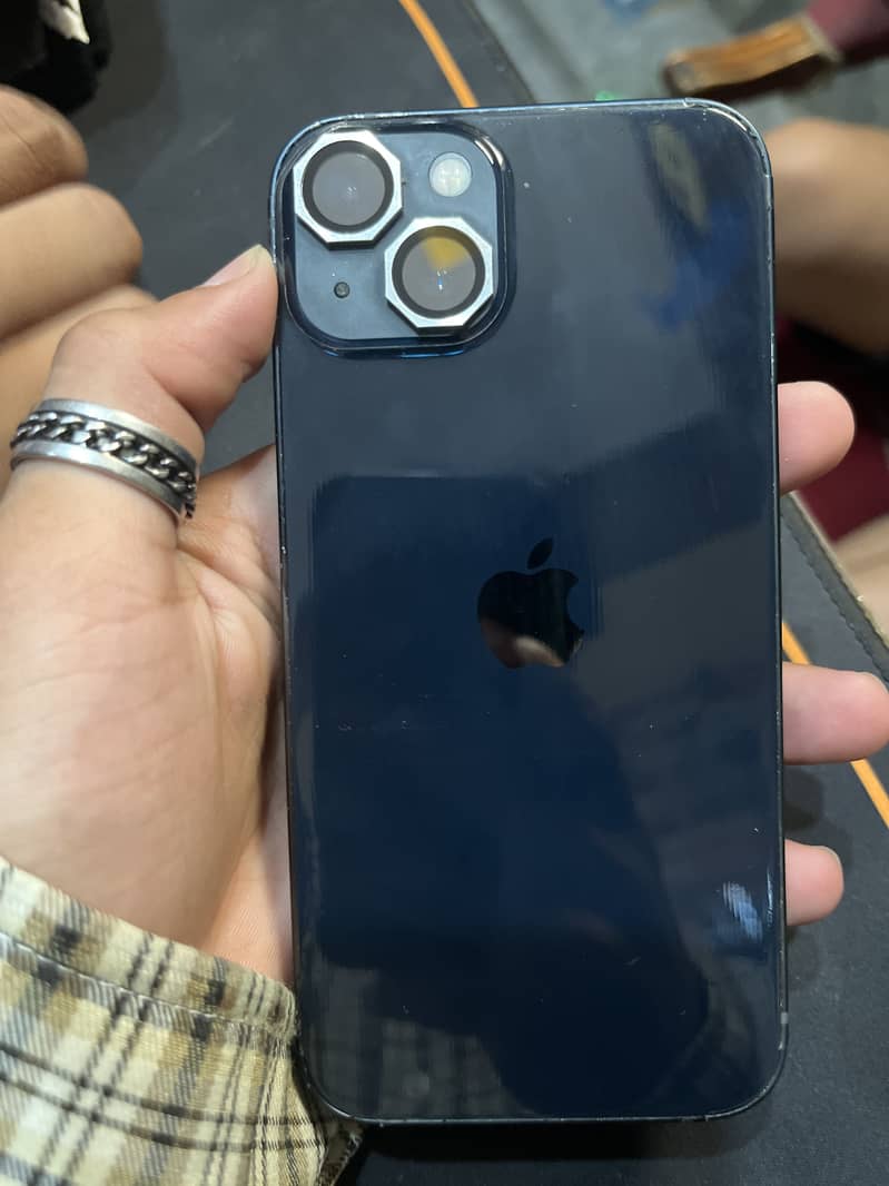 Apple iPhone 13 1