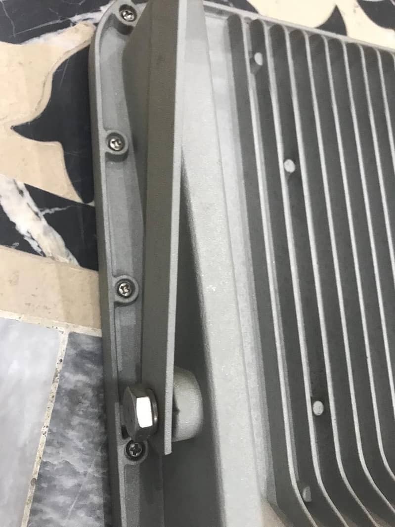 Factor Led light 1