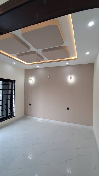 5marla upper portion available for rent in Jubilee town lahore