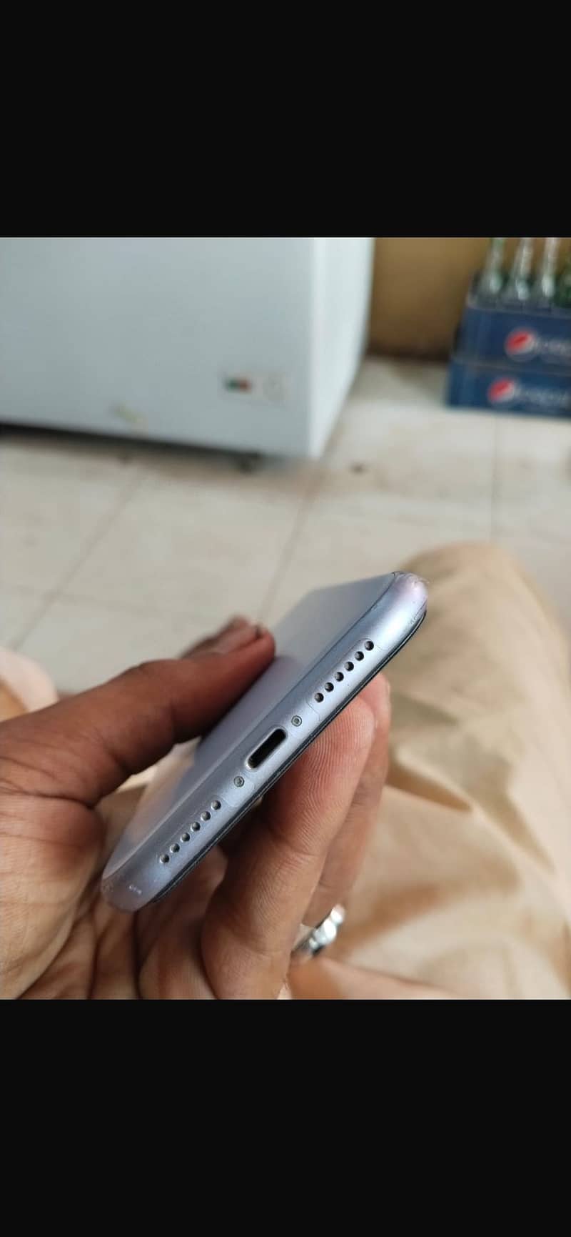 Apple iPhone 11 3