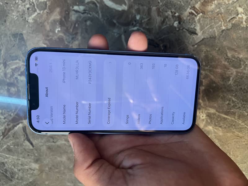 Apple iPhone 13 mini 6