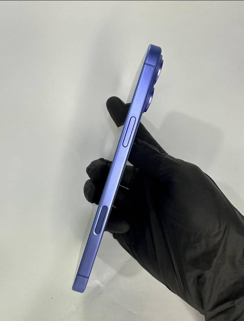 Apple iPhone 16 Plus 3