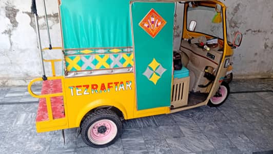 teezraftar rickshaw  argant sale