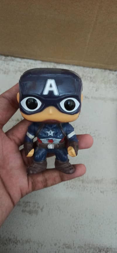 Selling Funko pop and miniature figures